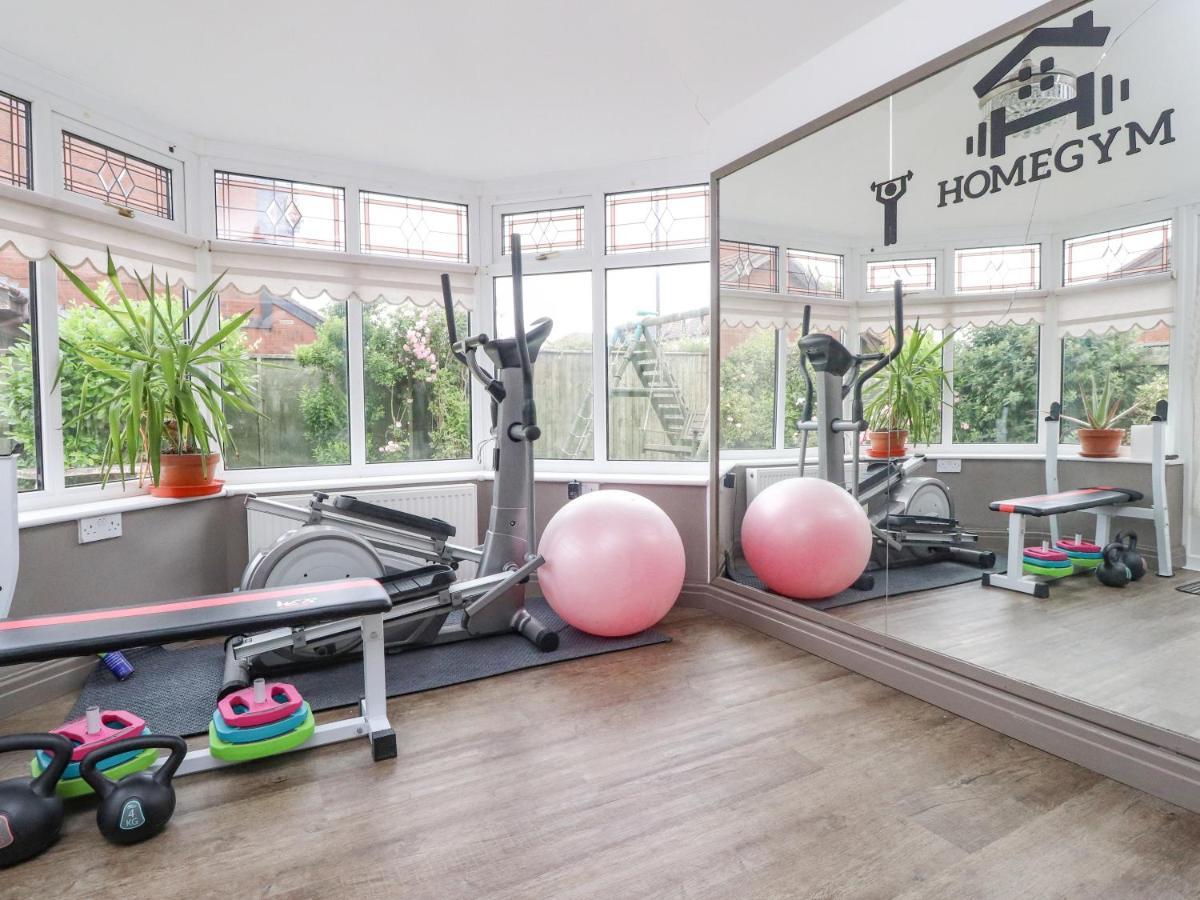 23 Wolsey Close Thornton  Ngoại thất bức ảnh